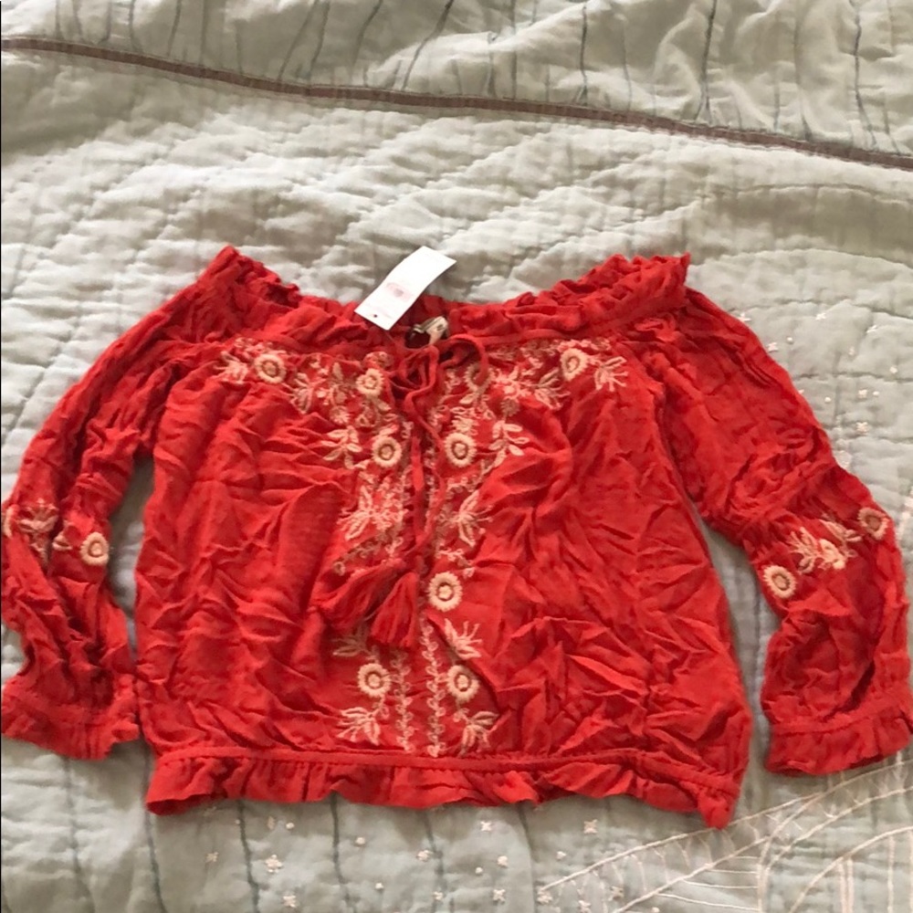 American Eagle crop top